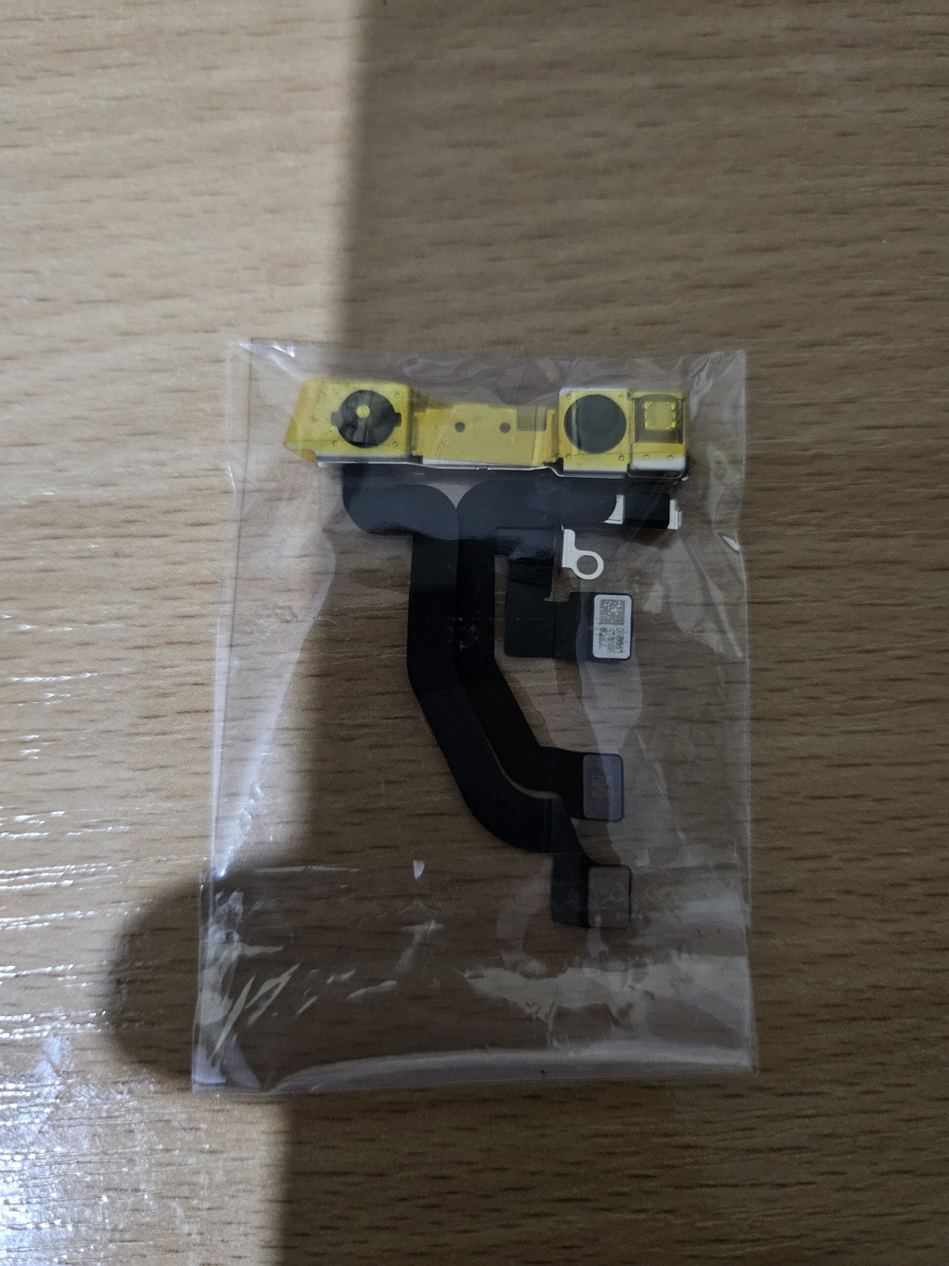 Iphone XS фронтальна камера Face id